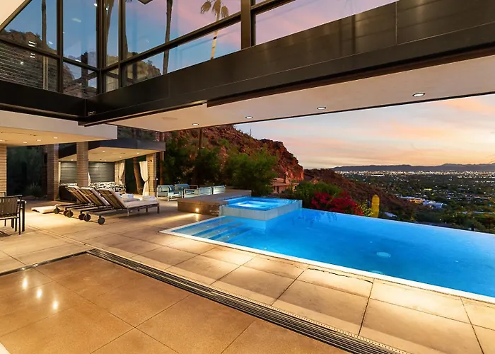 Camelback Mountain Retreat With Pool, Spa, Views Holiday home
